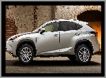 Bok, Lexus NX Hybrid